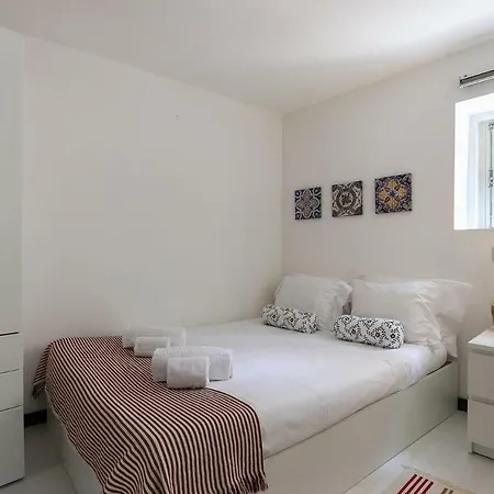 Tailor Made Flat In Bairro Alto Daire *