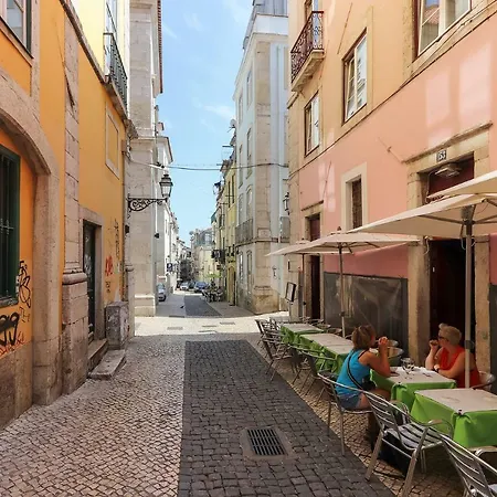Daire Tailor Made Flat In Bairro Alto *